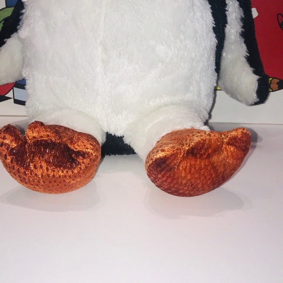 Happy Feet Lovelace Penguin Build A Bear - Picture 6 of 6
